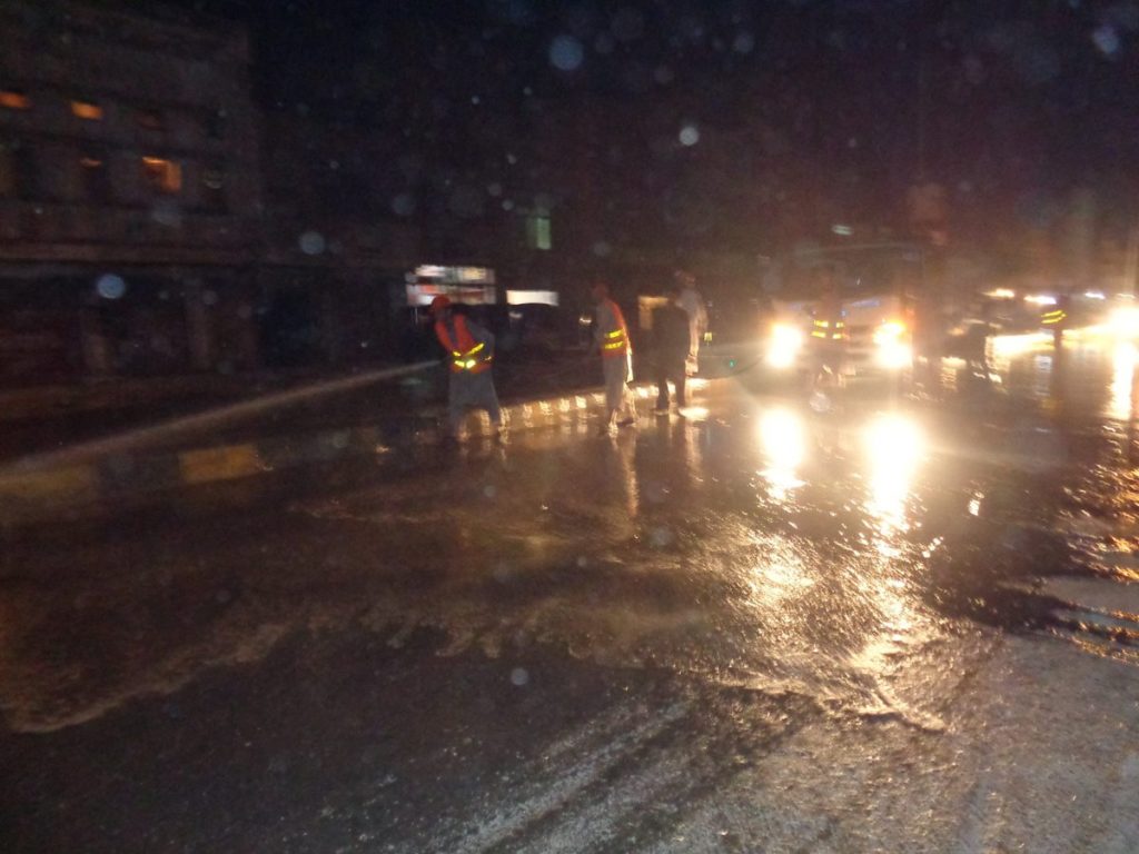 ΚΑΘΑΡΙΣΜΟΣ ΤΗ ΝΥΧΤΑ