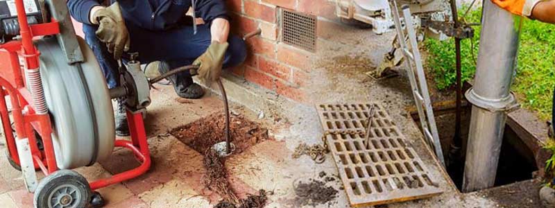 Βουλωμένη σωλήνα αποχέτευσης